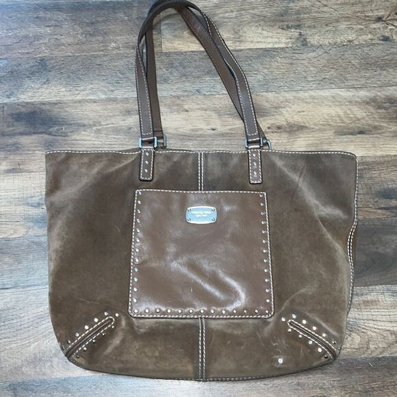 MICHAEL KORS "ASTOR" STUD BROWN LEATHER SUEDE LARGE SHOULDER TOTE MSRP $398 - Picture 1 of 5